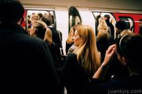 Métro bondé, métro bandant?